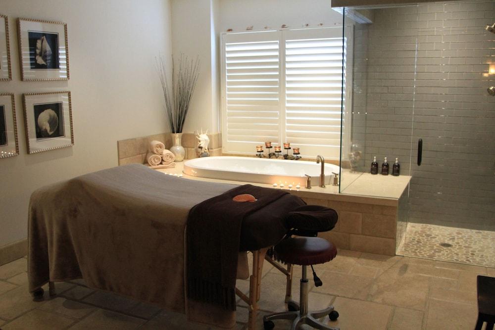 Portola Hotel & Spa Monterey Bagian luar foto
